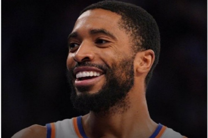 米卡尔·布里奇斯与尼克斯达成4年1.5亿美元续约合同 米卡尔·布里奇斯与尼克斯达成4年1.5亿美元续约合同